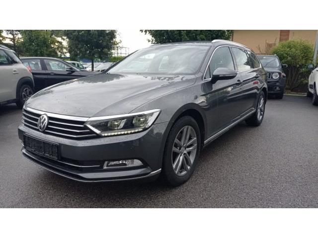 VOLKSWAGEN PASSAT 2.0 TDI R Line BlueMotion Technology Variant