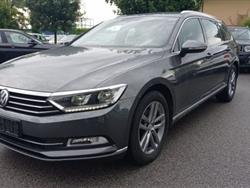 VOLKSWAGEN PASSAT 2.0 TDI R Line BlueMotion Technology Variant