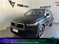 VOLVO XC40 T2 Geartronic Momentum Core