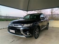 MITSUBISHI OUTLANDER 2.2 DI-D 4WD Instyle 7p. GANCIO TRAINO EURO 6