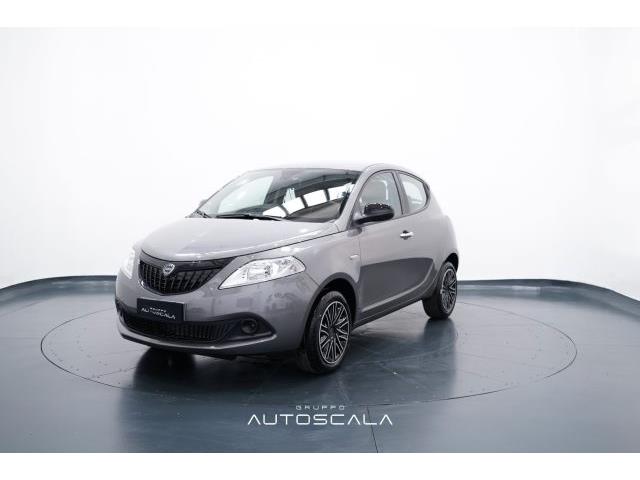 LANCIA YPSILON 1.0 FireFly 5 porte S&S Hybrid Oro