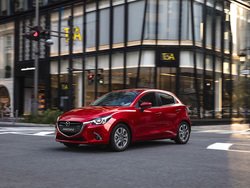 MAZDA 2 1.5 VVT FULL HYBRID ELECTRIC AGILE COMFORT PACK