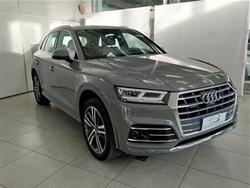 AUDI Q5 40 TDI  quattro S tronic