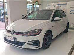 VOLKSWAGEN GOLF Performance 2.0 TSI 5p. #ALCANTARA