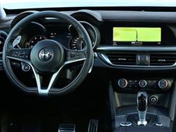 ALFA ROMEO Stelvio 2.2 t Business Q4 210cv auto my19
