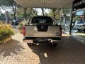 NISSAN NAVARA 2.5 dCi 4 porte Double Cab SE