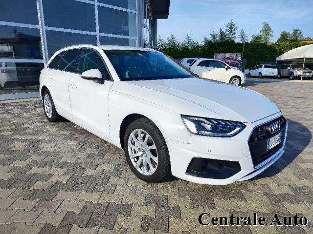 AUDI A4 AVANT Avant 40 TDI quattro S tronic Business Advanced