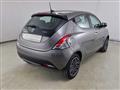 LANCIA YPSILON 1.0 Hybrid 5 portE