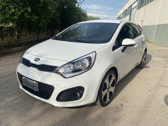 KIA RIO 1.4 CRDi 5p. Cool