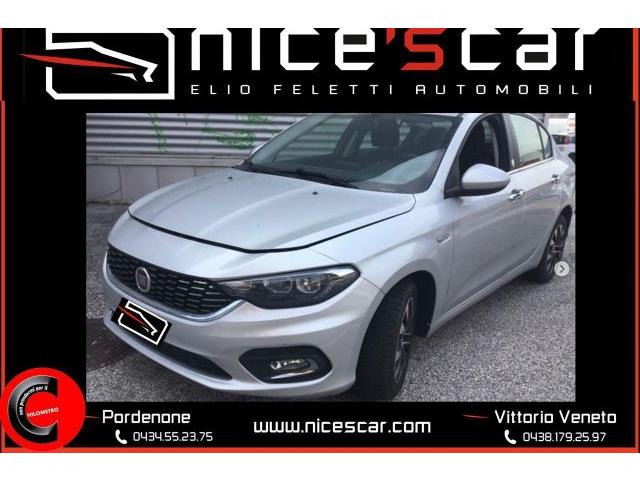 FIAT TIPO 4 PORTE 1.6 Mjt 4 porte Mirror