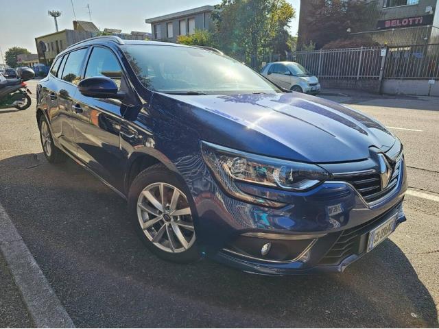 RENAULT MÃ©gane 1.5 blue dci Business 115cv edc my19