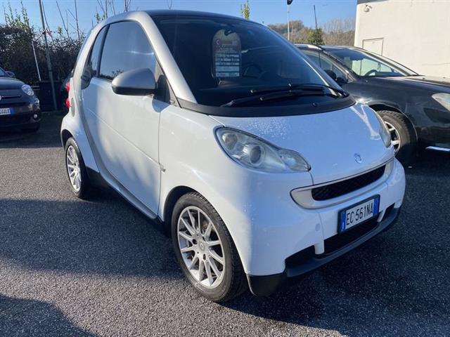 SMART FORTWO 1000 52 kW MHD coupé pure