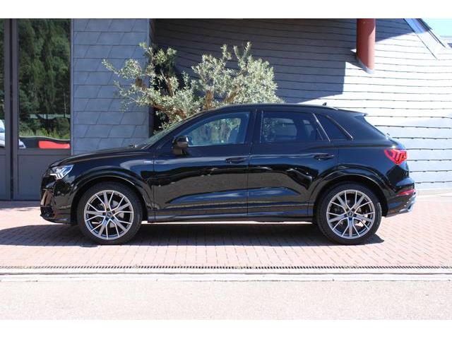 AUDI Q3 35TDI S-tronic 3xS-line-20"-MATRIX-BLACK