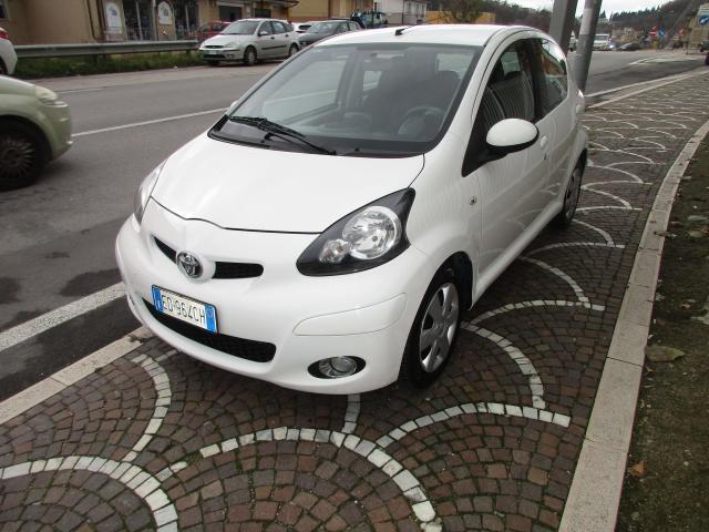 TOYOTA Aygo 5p 1.0 Now Connect GARANTITA FULL OPTIONAL