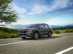 SUZUKI S-CROSS HYBRID 1.5 STARVIEW AT