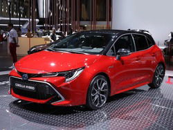 TOYOTA COROLLA 1.8 Hybrid GR SPORT