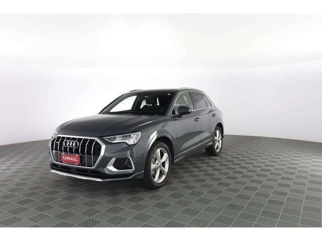 AUDI Q3 40 TDI quattro S tronic Business Advanced