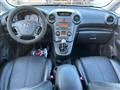 KIA Carens 2.0 16V CRDi VGT LX Family