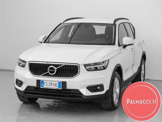 VOLVO XC40 D3 Momentum