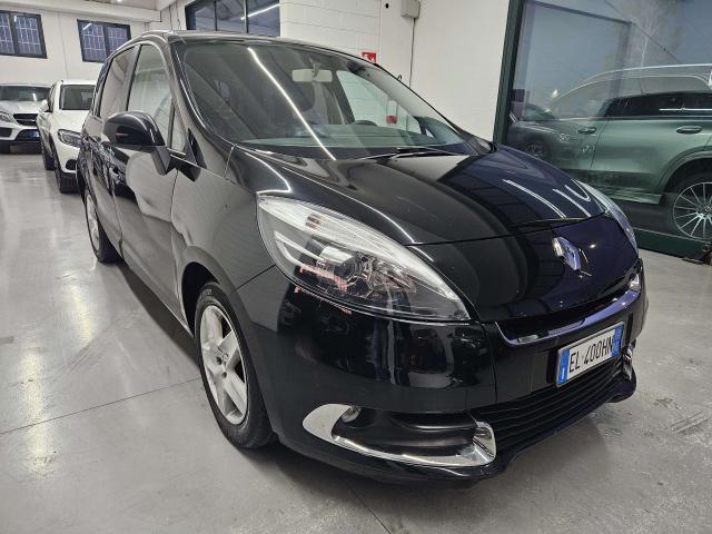 RENAULT ScÃ©nic X-Mod 1.5 dci Live 110cv automatic