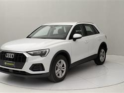 AUDI Q3 35 2.0 tdi Business s-tronic