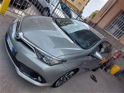 TOYOTA AURIS Touring Sports 1.8 Hybrid Lounge