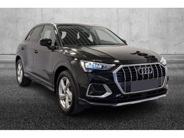 AUDI Q3 35 TDI S tronic Business Advanced