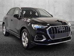 AUDI Q3 35 TDI S tronic Business Advanced