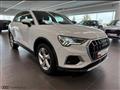 AUDI Q3 40 TDI quattro S tronic Business Advanced