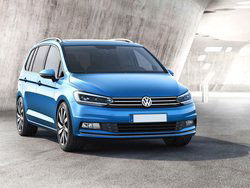 VOLKSWAGEN TOURAN 1.6 TDI 105CV DSG   IN ARRIVO