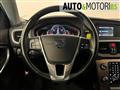 VOLVO V40 CROSS COUNTRY D2 Momentum