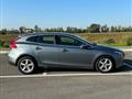 VOLVO V40 D2 1.6 R-design Kinetic