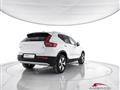 VOLVO XC40 T2 Geartronic Momentum Pro