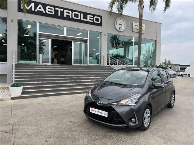 TOYOTA Yaris 1.5 Hybrid 5p. Business