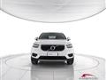 VOLVO XC40 T2 Geartronic Momentum Pro