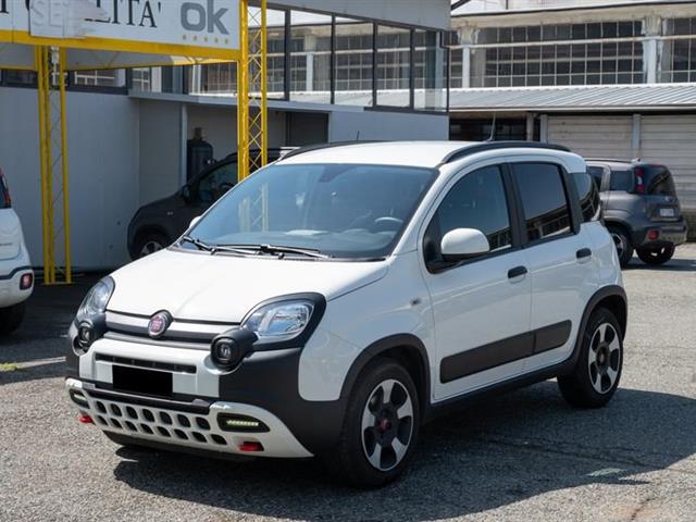 FIAT PANDA 1.0 FireFly S&S Hybrid City Cross