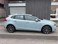 VOLVO V40 Momentum 2.0 D2