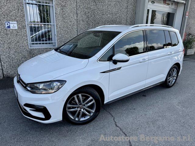 VOLKSWAGEN TOURAN 1.5 TSI ACT Executive BlueMotion Technology"R-LINE