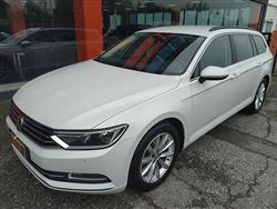 VOLKSWAGEN Passat Variant Passat Var. 2.0 TDI DSG Comfortline BMT