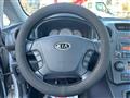 KIA Carens 2.0 16V CRDi VGT LX Family