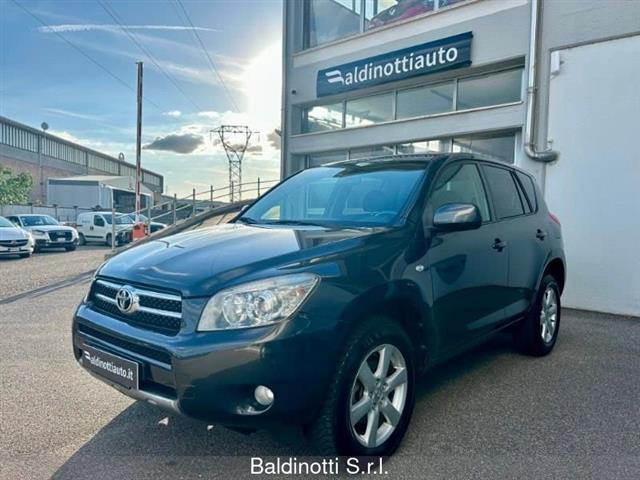 TOYOTA RAV4 Crossover 2.2 D-4D 136 CV DPF Sol