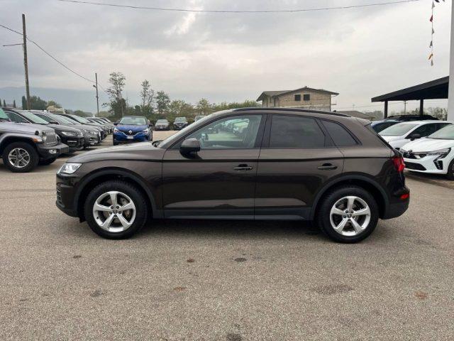 AUDI Q5 30 TDI S tronic Business