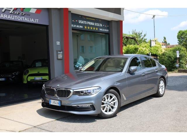 BMW SERIE 5 d xDrive Berlina 190CV Automatica Navi Pelle LED++