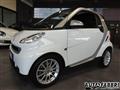 SMART Fortwo 1000 52 kW coupÃ© passion