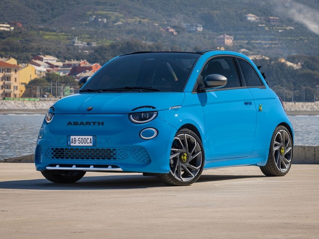 ABARTH 500e Turismo