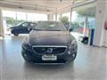 VOLVO V40 CROSS COUNTRY D3 Momentum