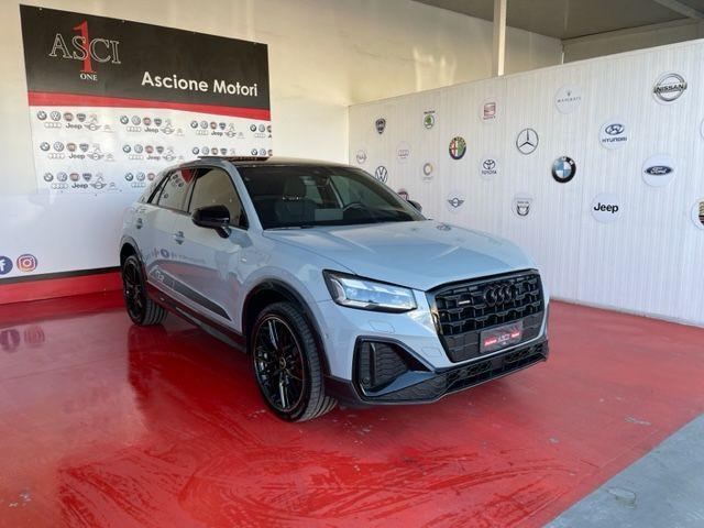 AUDI Q2 35 TDI quattro S tr. Identity Black