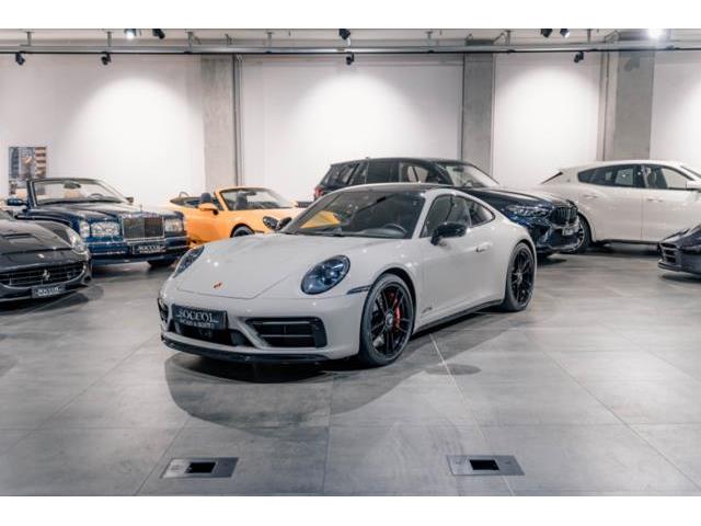 PORSCHE 911 Carrera 4 GTS*LIFT*TETTO*SCARICHI*4STERZANTI