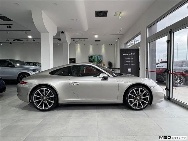 PORSCHE 911 CoupÃ¨ 911 3.4 Carrera 4 Coup&eacute;