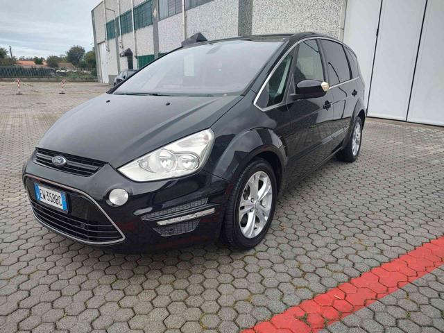 FORD S-MAX 2.0 TDCi 163CV Powershift New Titanium